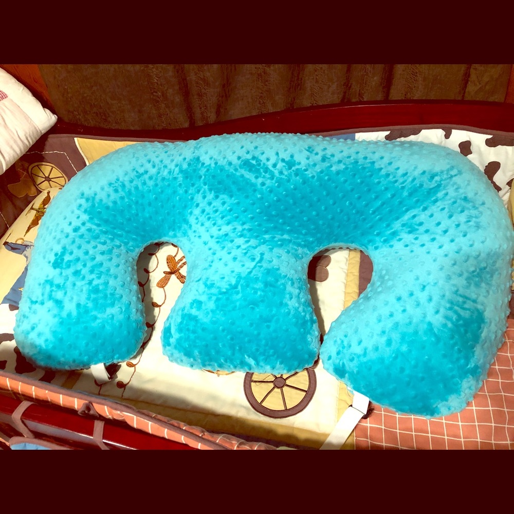 Twin 2 pillow